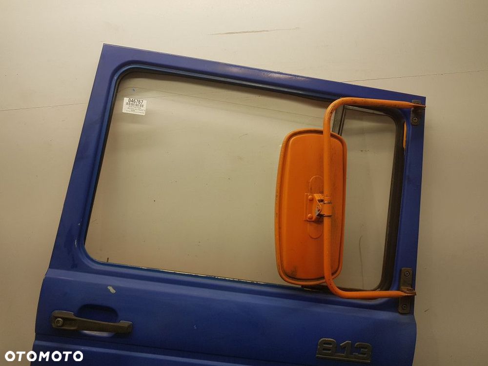 MERCEDES BENZ DAIMLER LP 813 DRZWI PRZÓD PRAWE - 3