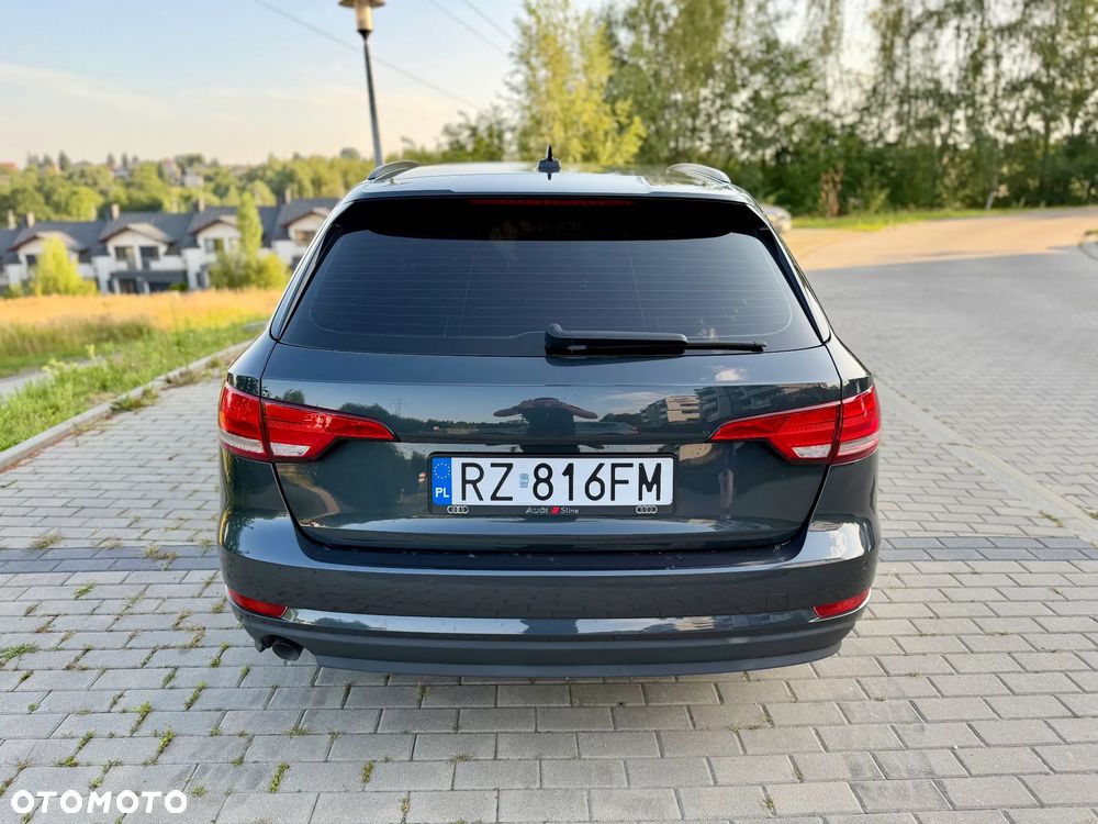 Audi A4 Avant 2.0 TDI S tronic - 4