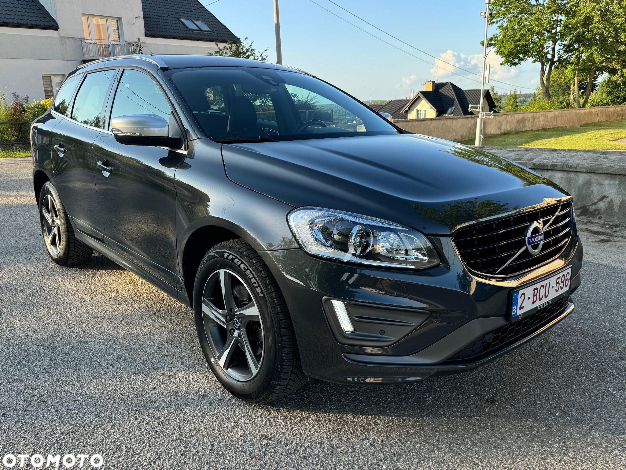 Volvo XC 60 D3 Drive-E R-Design Momentum - 1