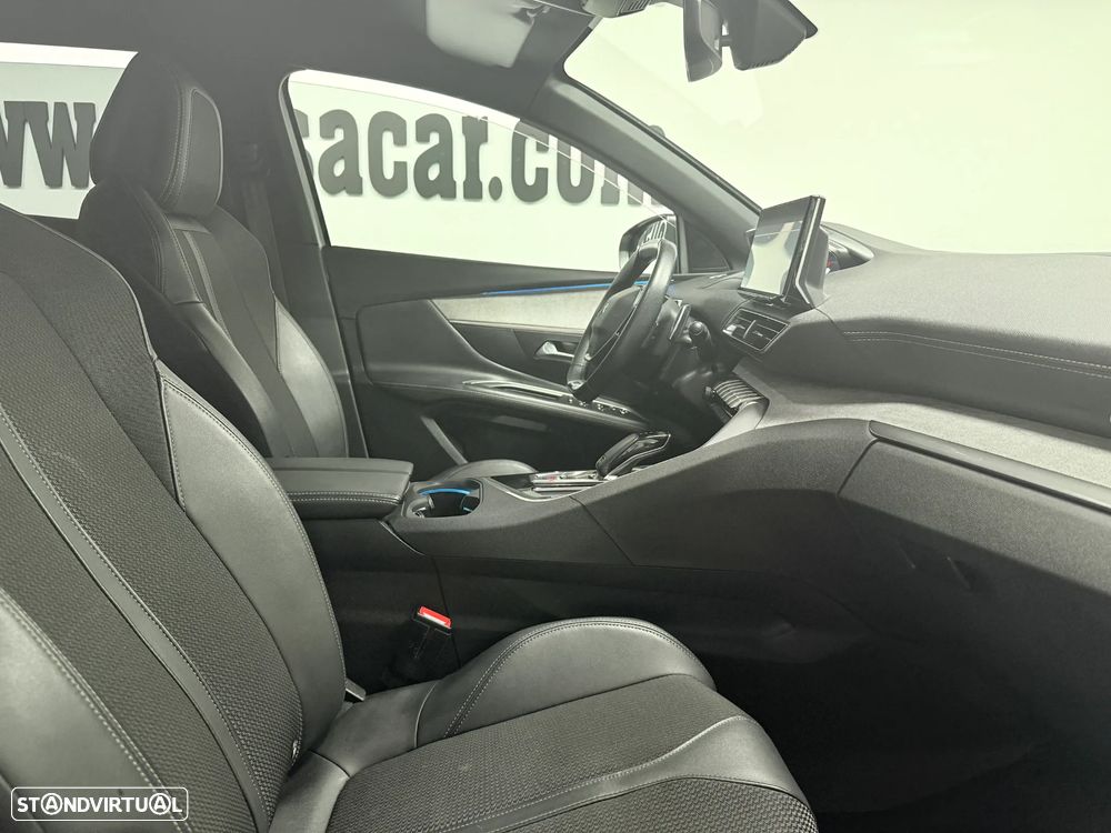 Peugeot 3008 1.2 PureTech GT EAT8 - 11