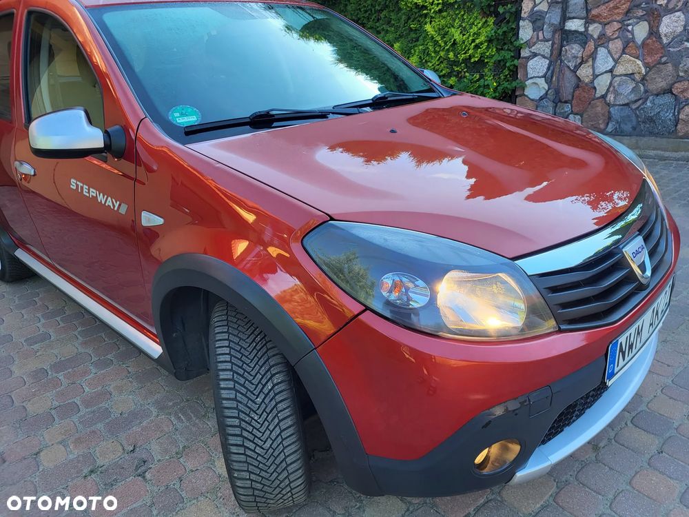 Dacia Sandero Stepway 1.6 - 24
