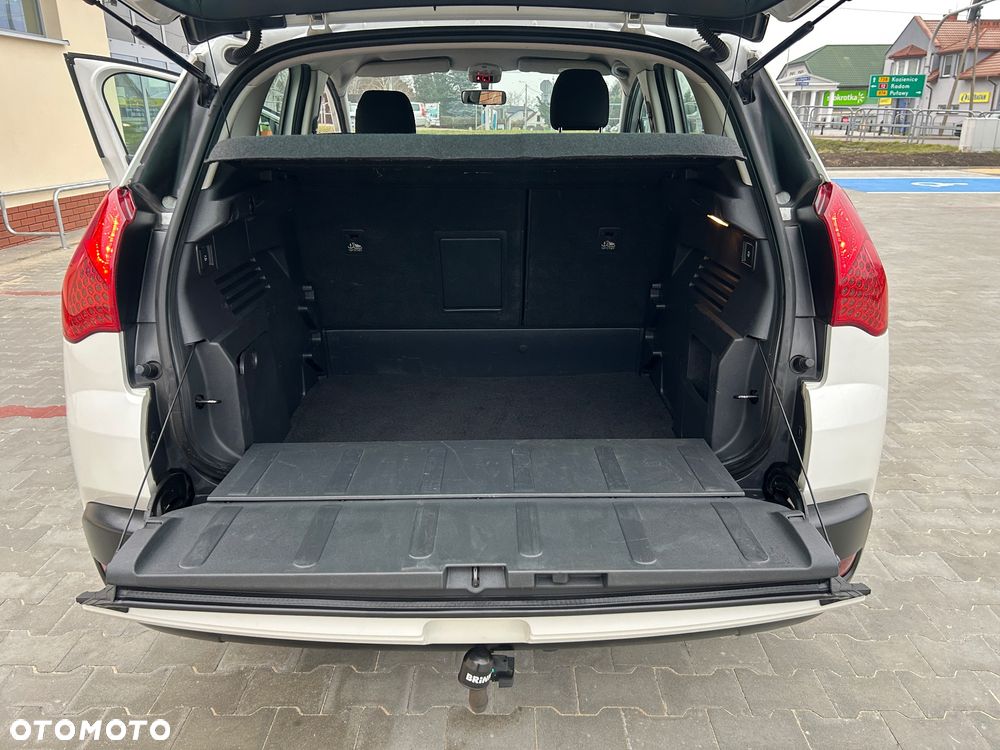 Peugeot 3008 1.6 Trendy - 20