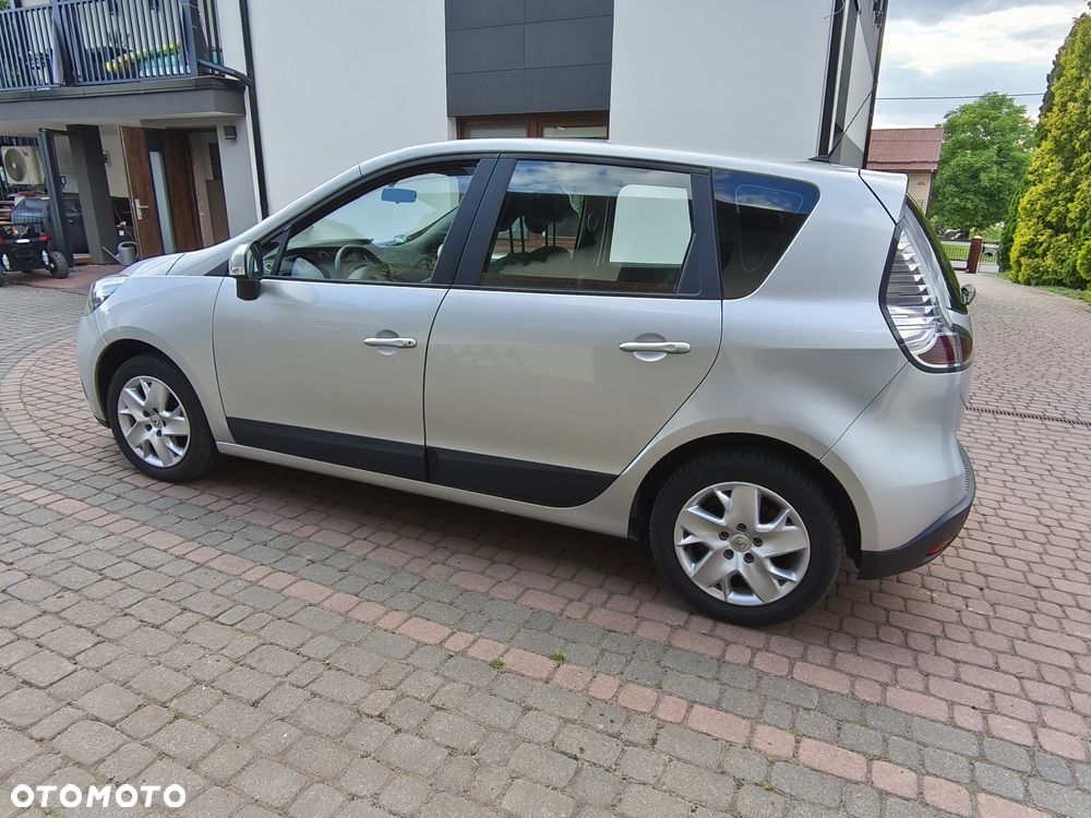 Renault Scenic 1.6 16V 110 TomTom Edition - 18