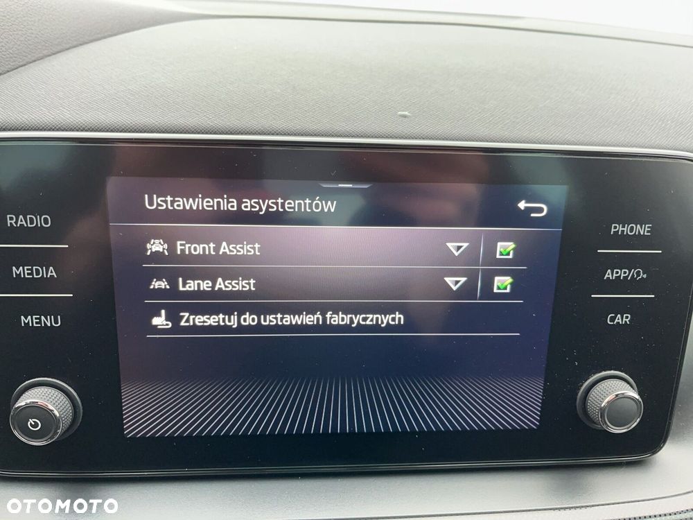 Skoda Scala 1.0 TSI Style - 32