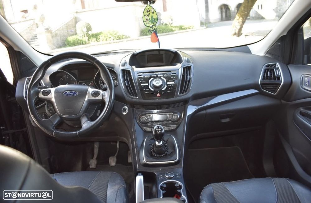 Ford Kuga 2.0 TDCi 4x4 Titanium - 13