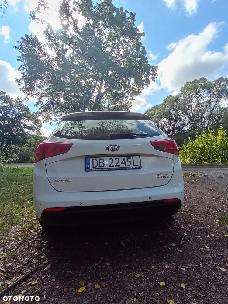 Kia Ceed 1.6 GDI Platinum Edition - 24