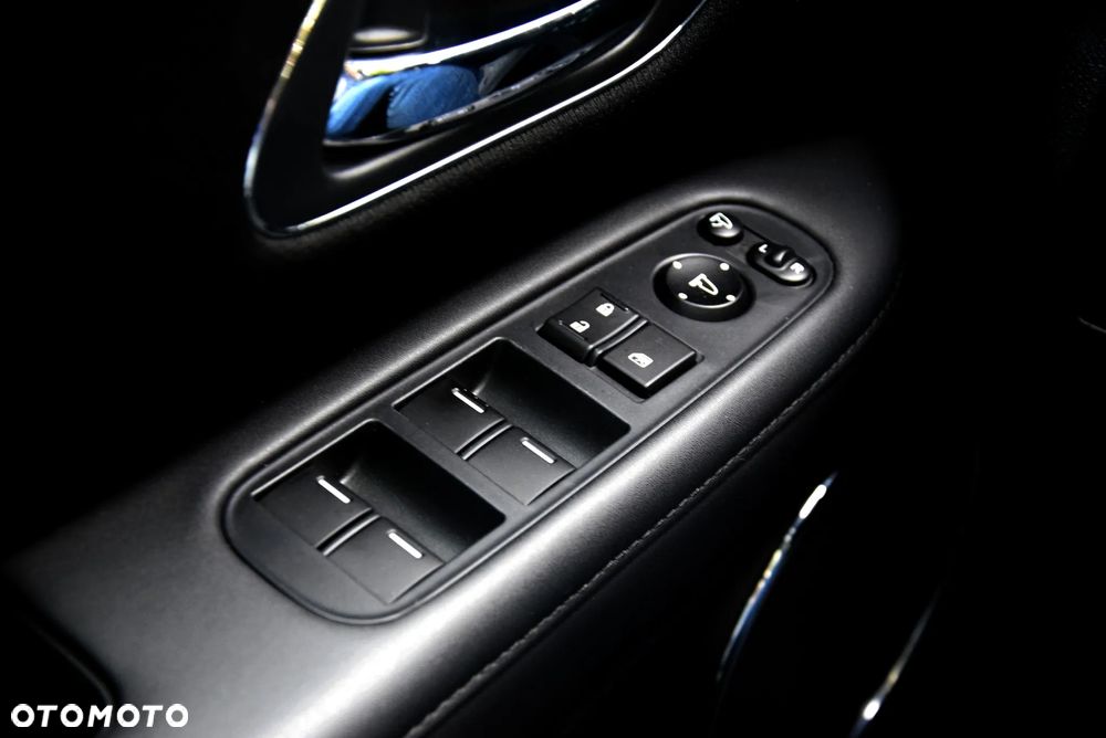 Honda HR-V 1.5 Executive (ADAS / Connect+) CVT - 37