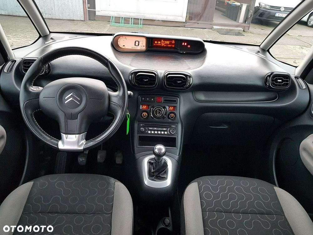 Citroën C3 Picasso 1.4i Exclusive - 12