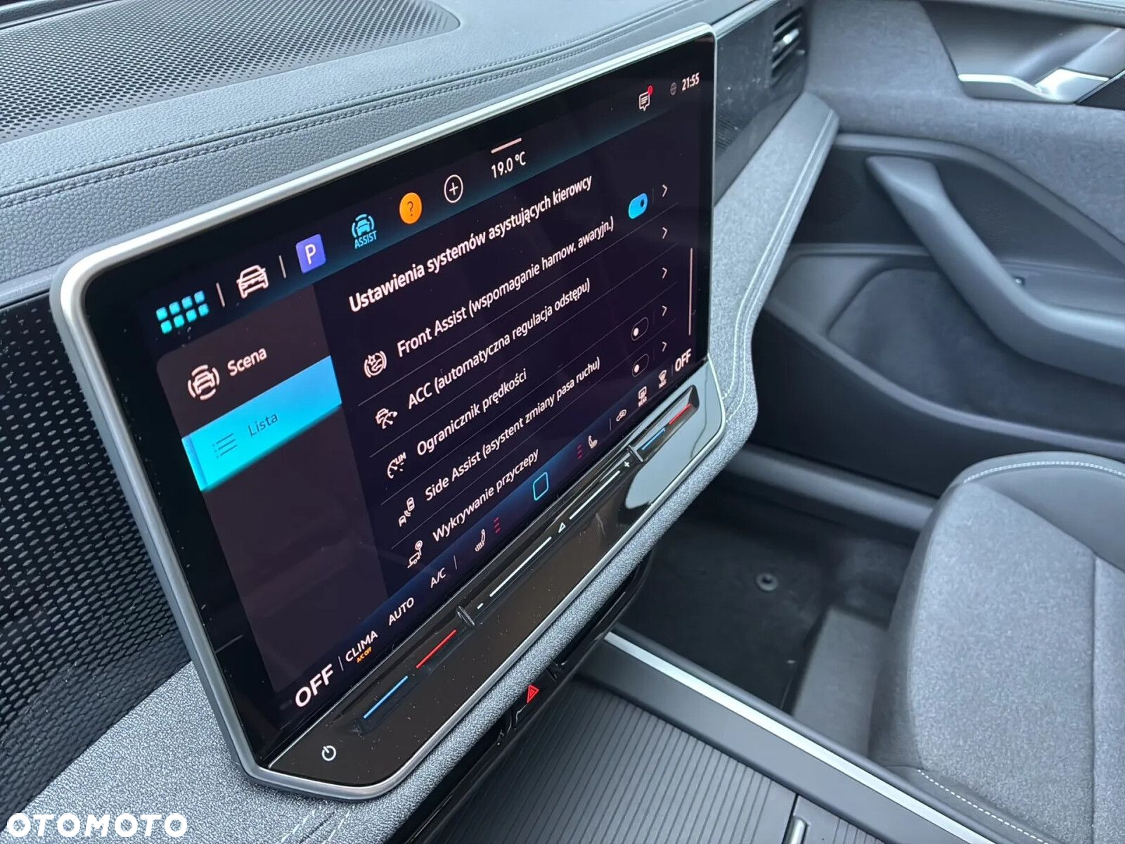 Volkswagen Passat - 16