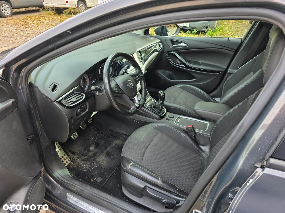 Opel Astra 1.4 T Elite - 16