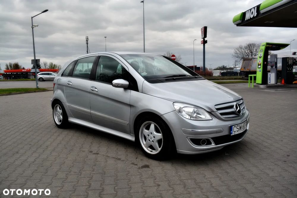 Mercedes-Benz Klasa B 180 CDI DPF Special Edition - 12