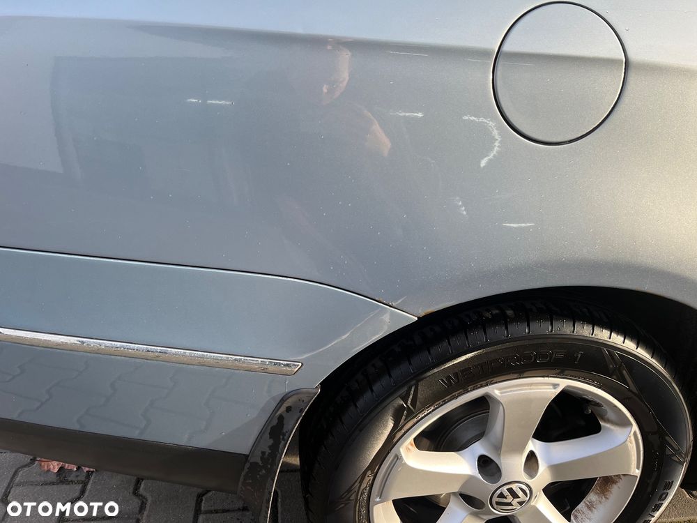 Volkswagen Passat 2.0 TDI DPF Highline DSG - 16