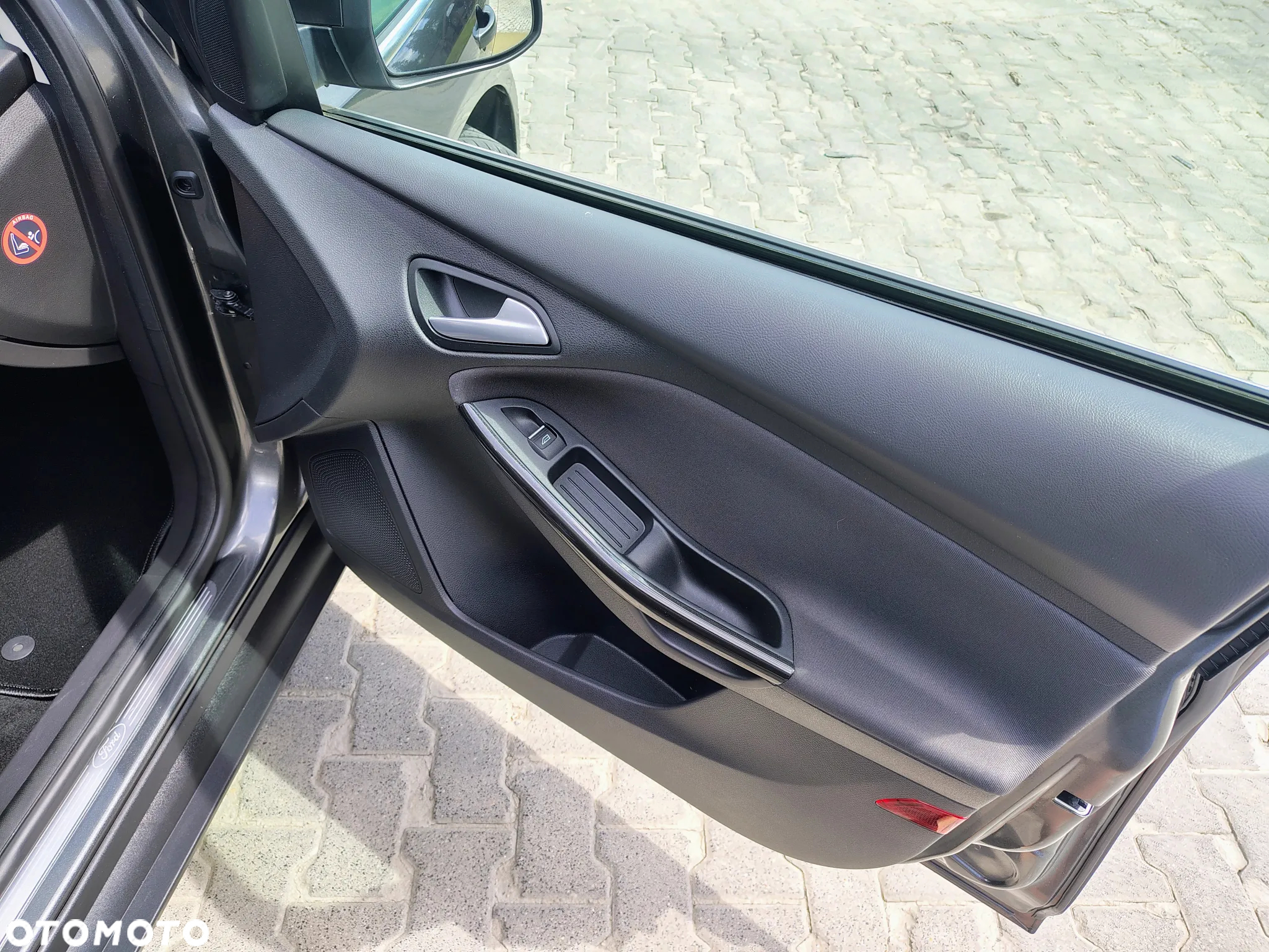 Ford Focus 1.6 TDCi DPF Titanium - 27