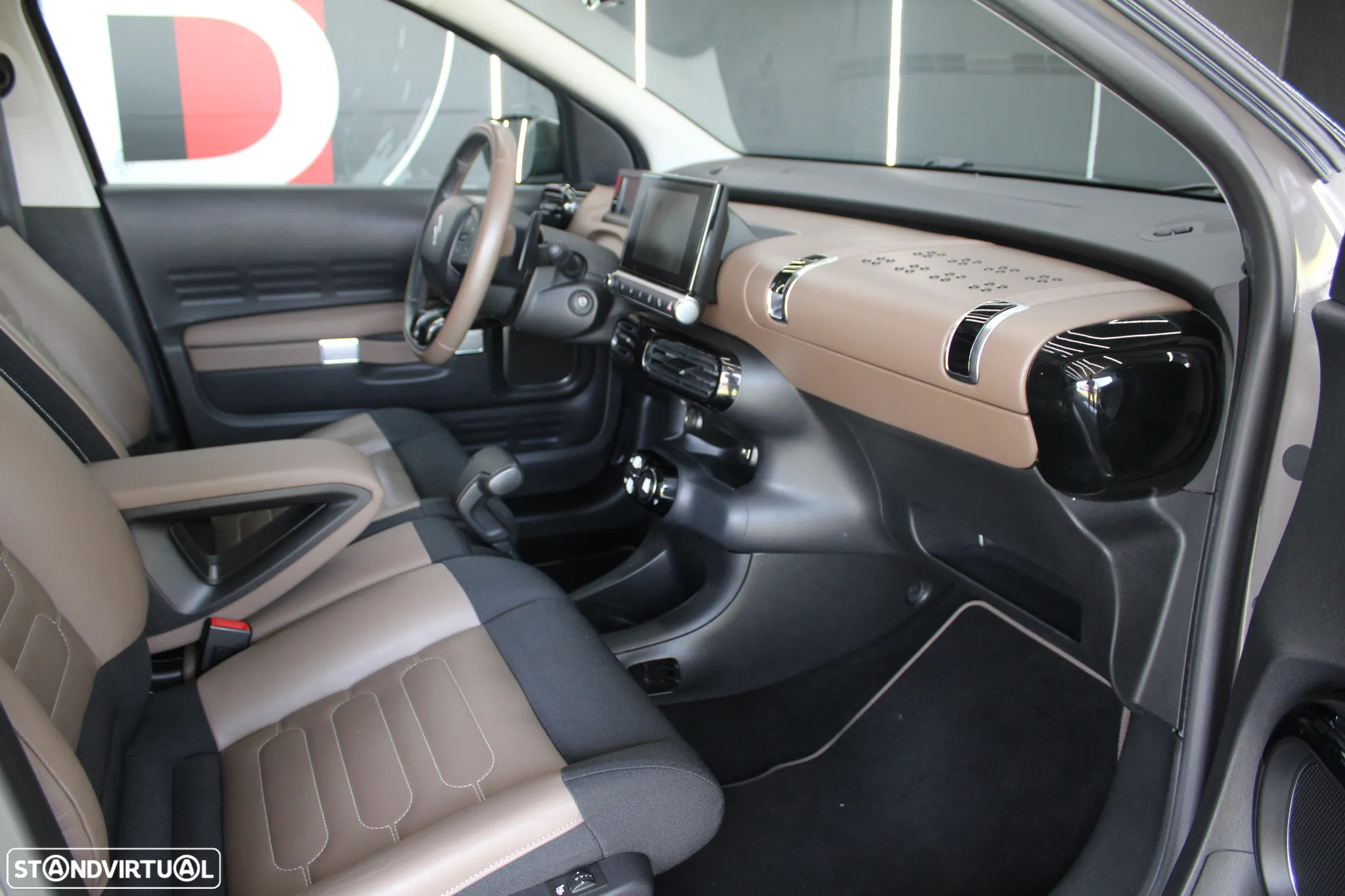 Citroën C4 Cactus 1.6 BlueHDi Shine ETG6 - 13