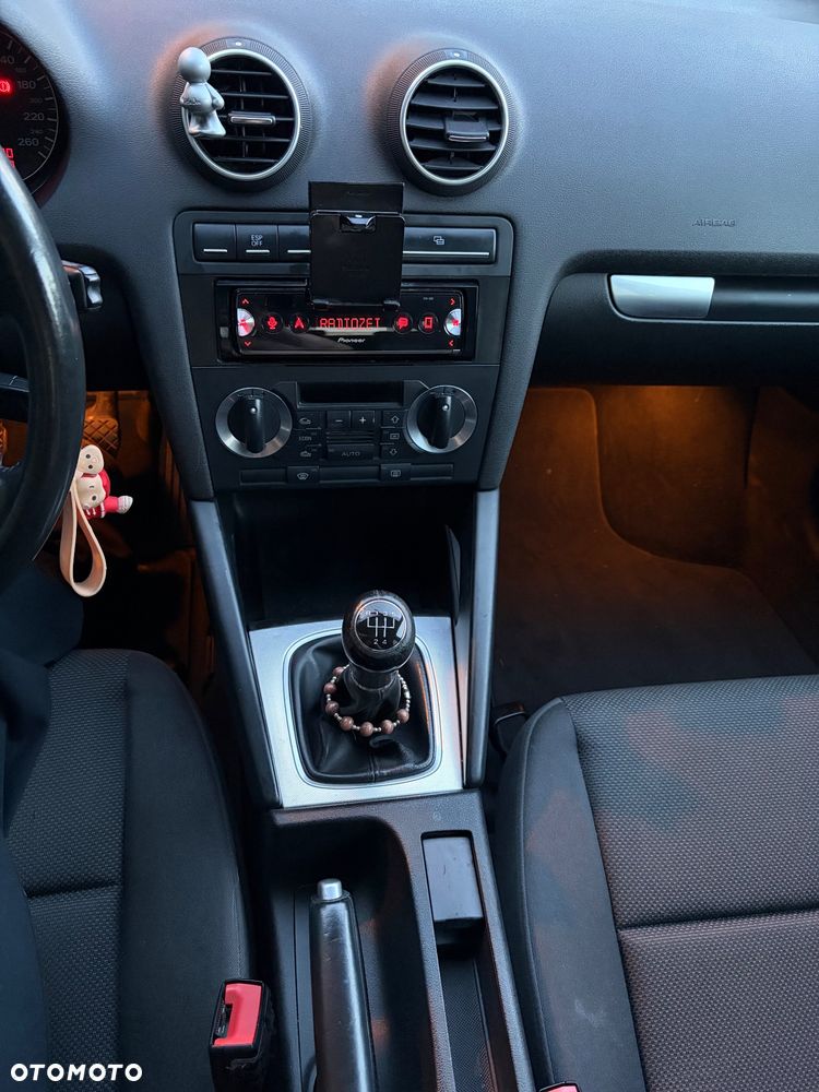 Audi A3 Sportback - 18