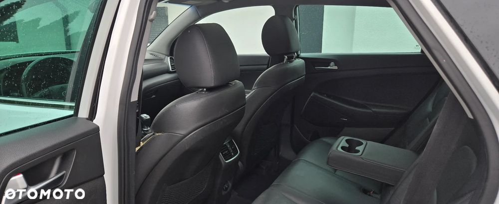 Hyundai Tucson blue 1.6 CRDi 4WD Premium - 14