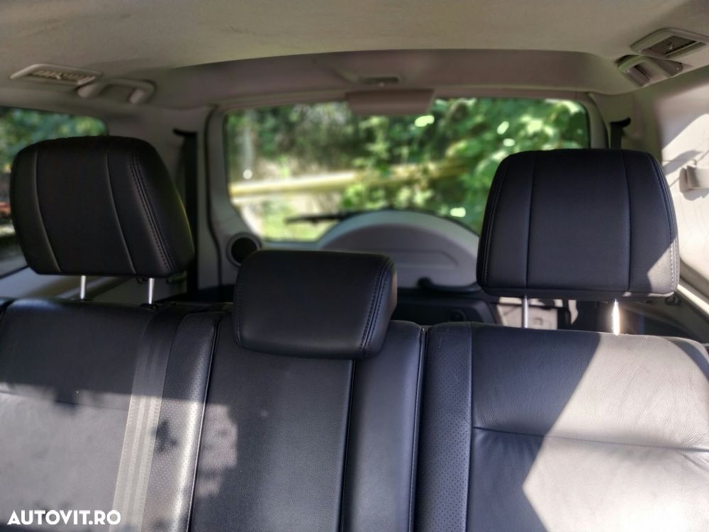 Mitsubishi Pajero - 8