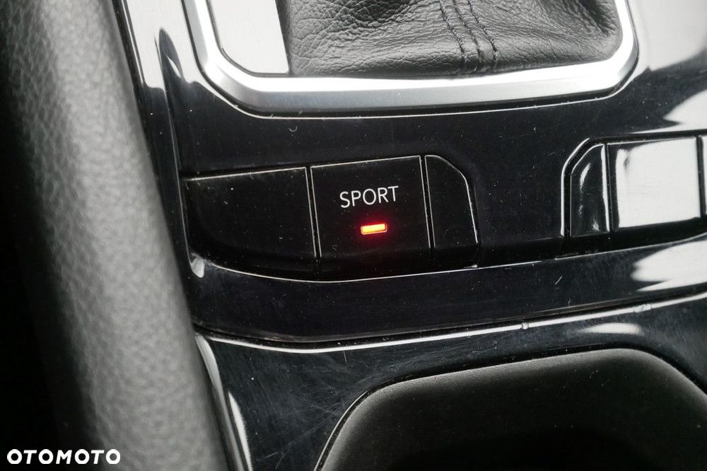 Jeep Compass - 26