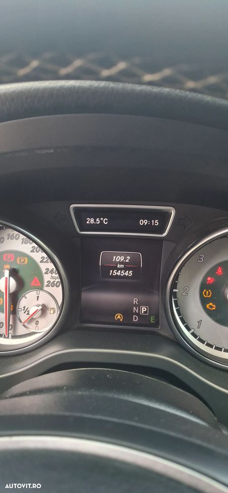 Mercedes-Benz CLA 200 d 7G-DCT Urban - 11