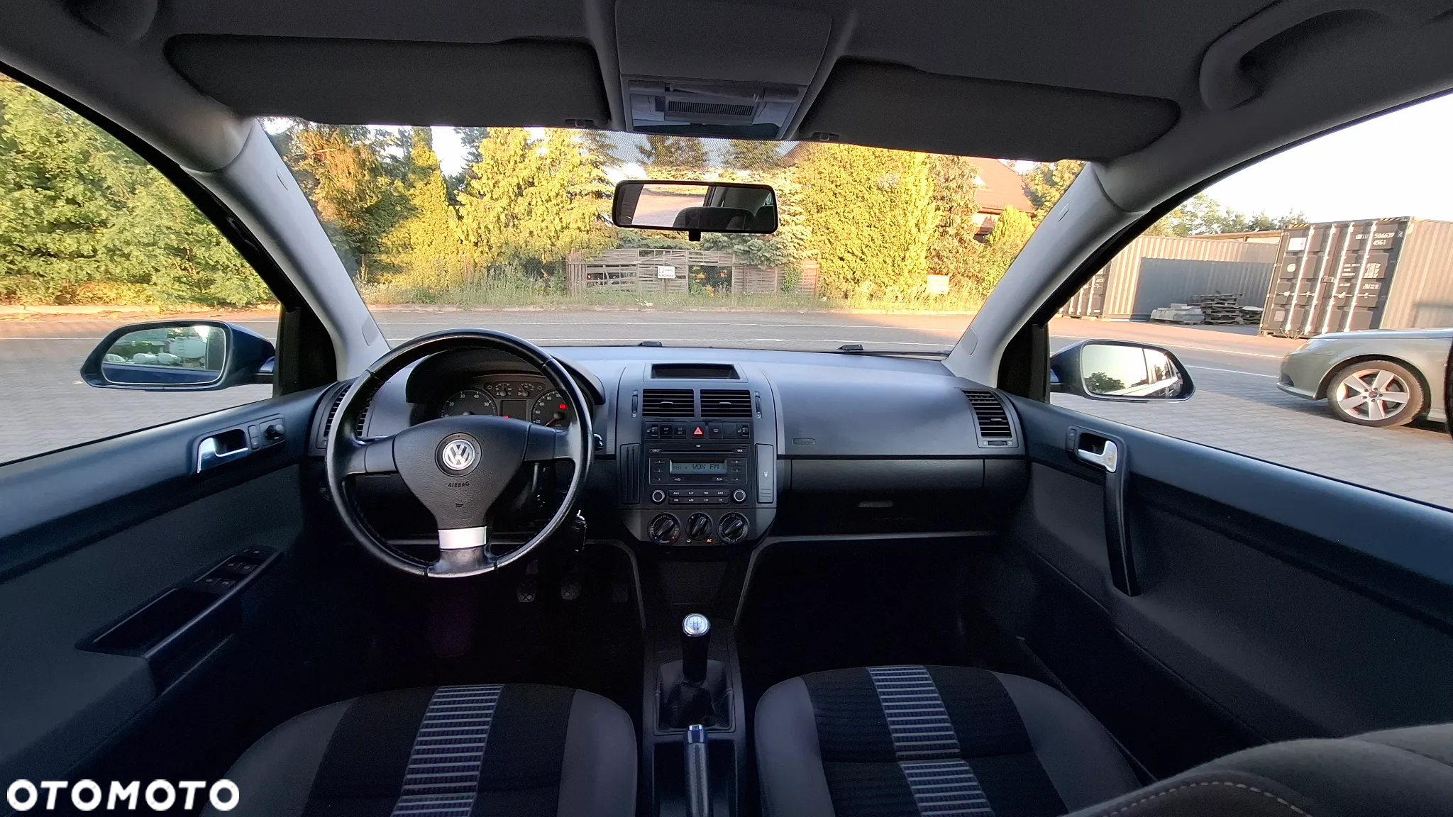 Volkswagen Polo - 16