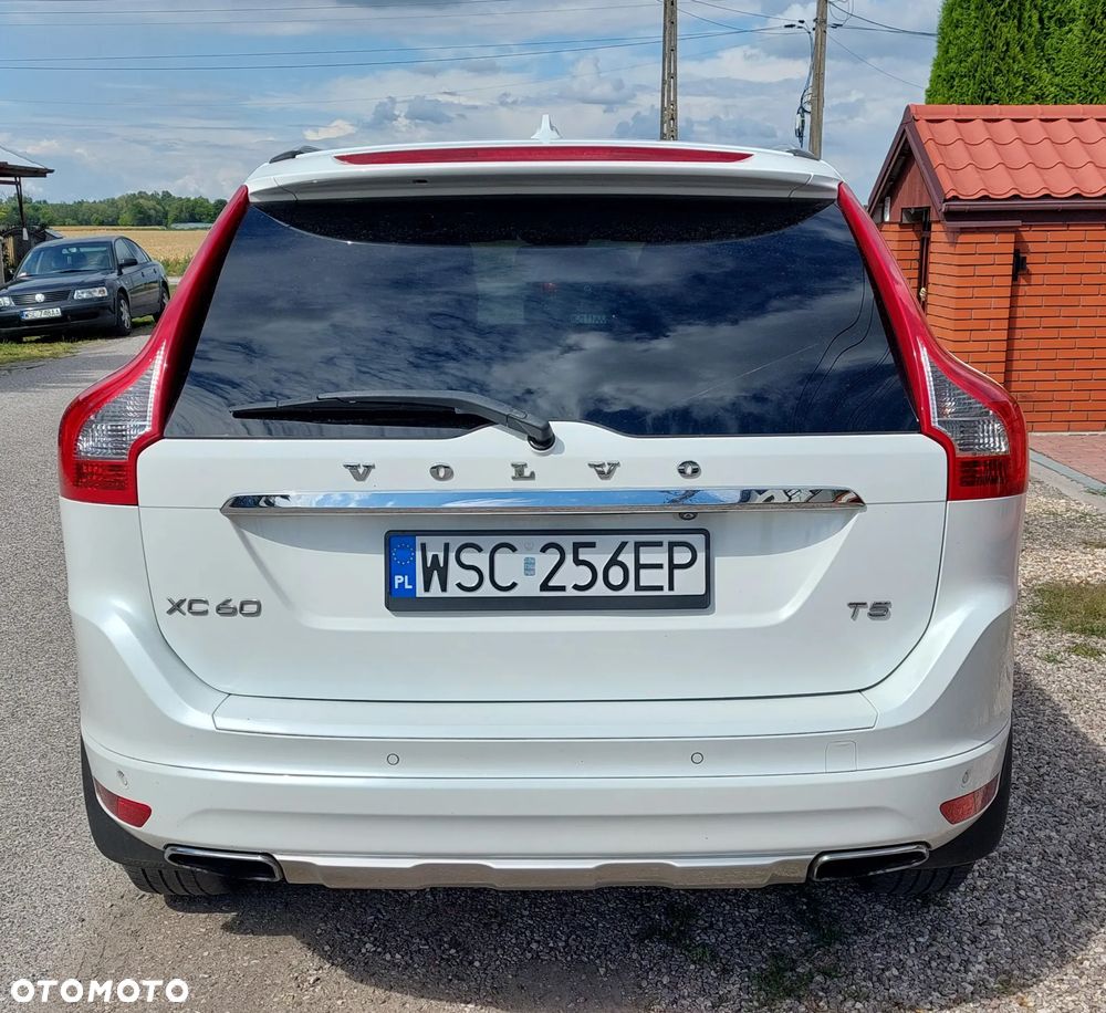 Volvo XC 60 T5 Drive-E Momentum - 6