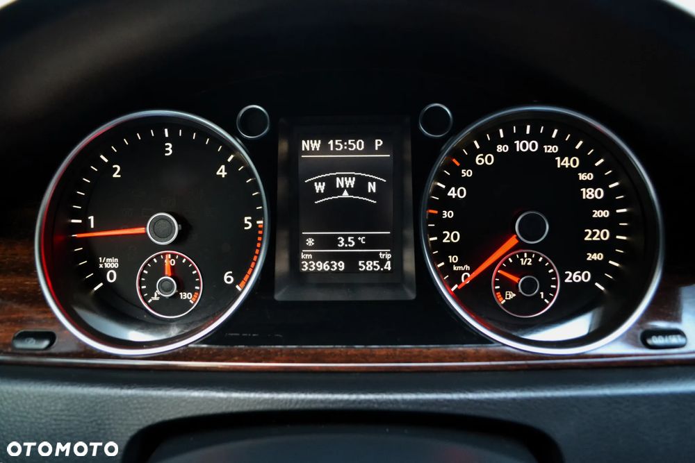 Volkswagen Passat 2.0 TDI DPF Highline DSG - 40