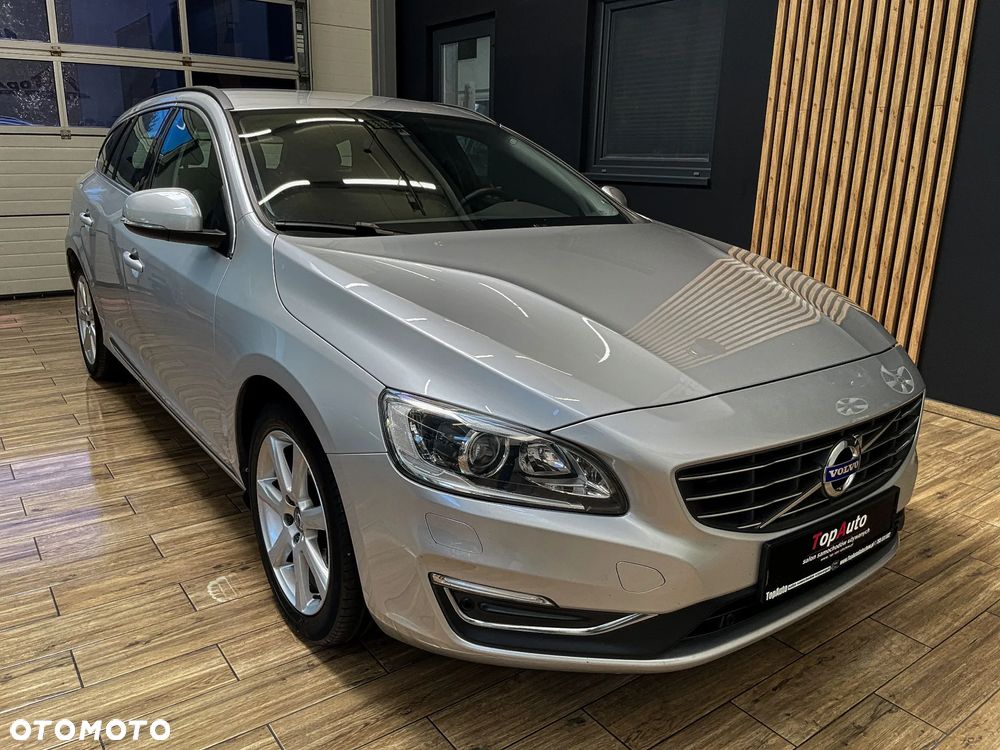 Volvo V60 D4 Geartronic Summum - 5