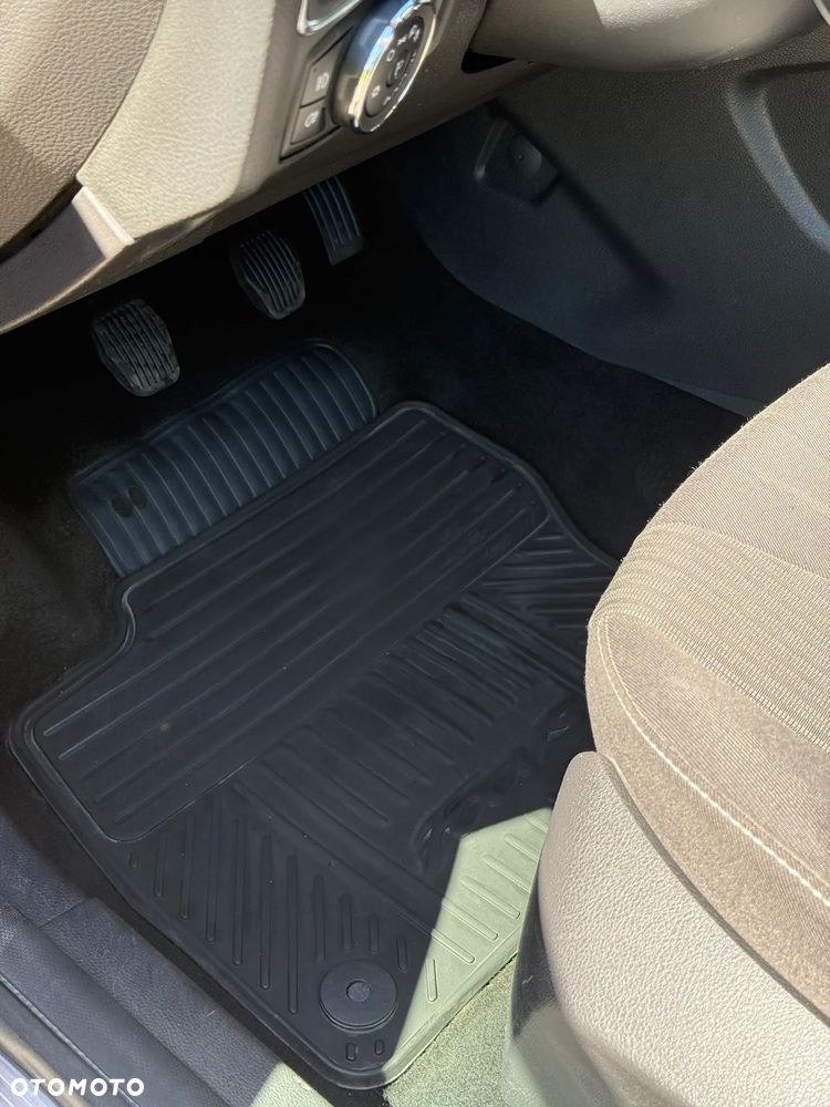 Ford Focus 1.6 EcoBoost Edition - 10