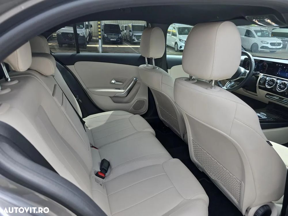 Mercedes-Benz A 250 e 8G-DCT - 14