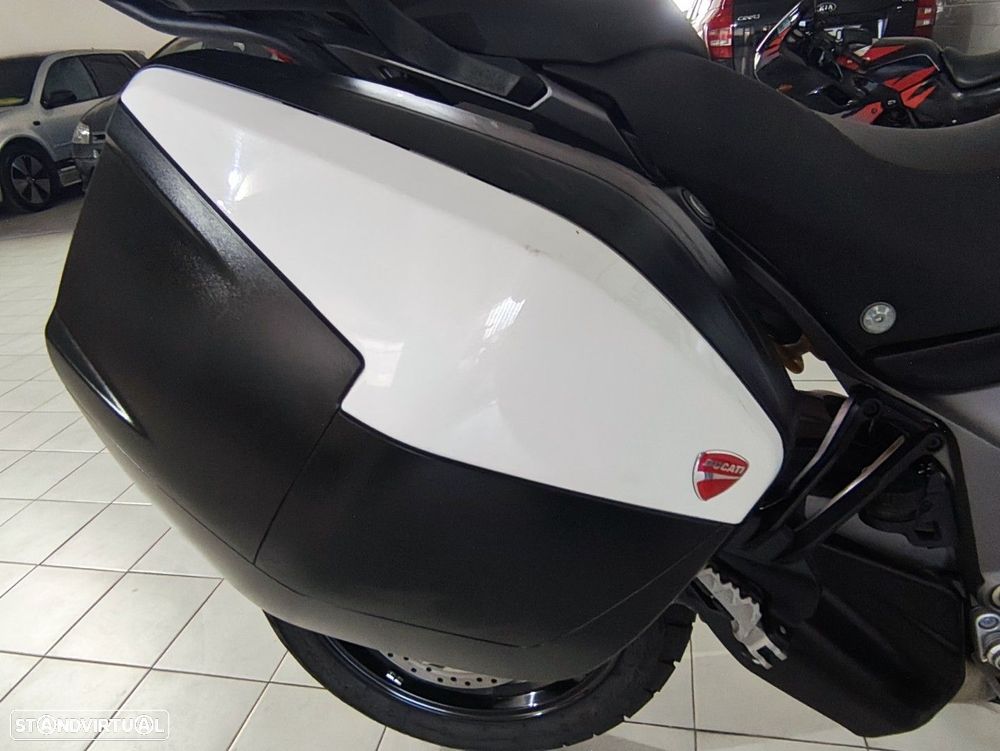 Ducati Multistrada 950 S  GP White - 24