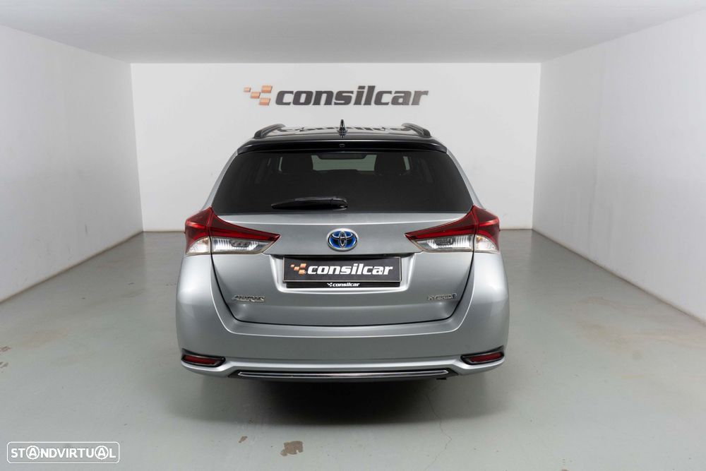 Toyota Auris Touring Sports 1.8 HSD Comfort +P.Sport+Navi - 5