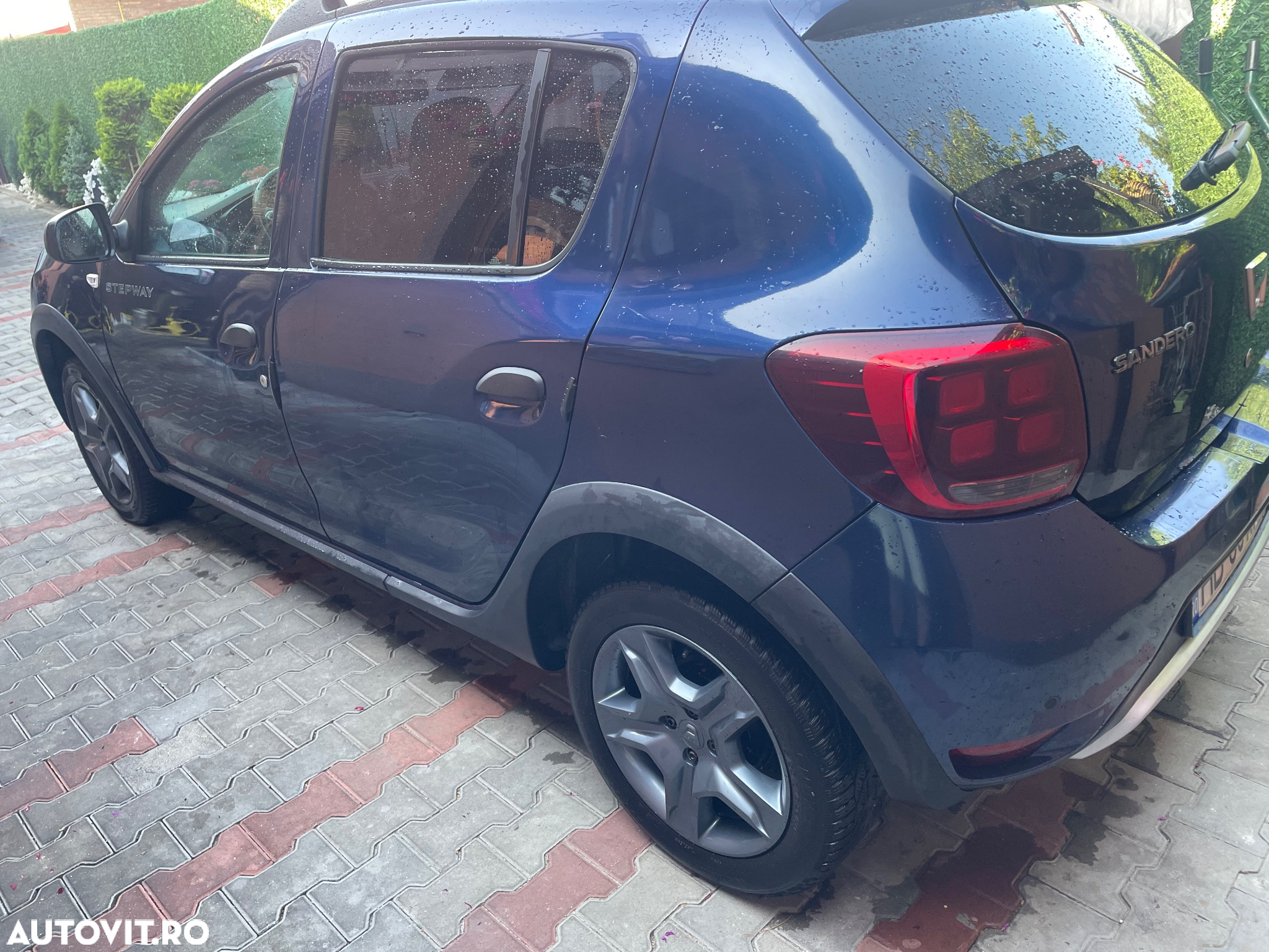 Dacia Sandero 1.5 90CP Laureate - 3