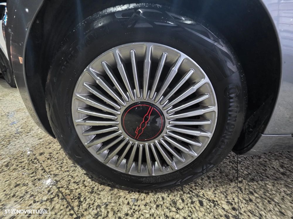 Fiat 500e 23,8kWh Red - 19