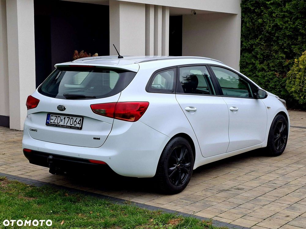 Kia Ceed 1.6 CRDi L Business Line - 17
