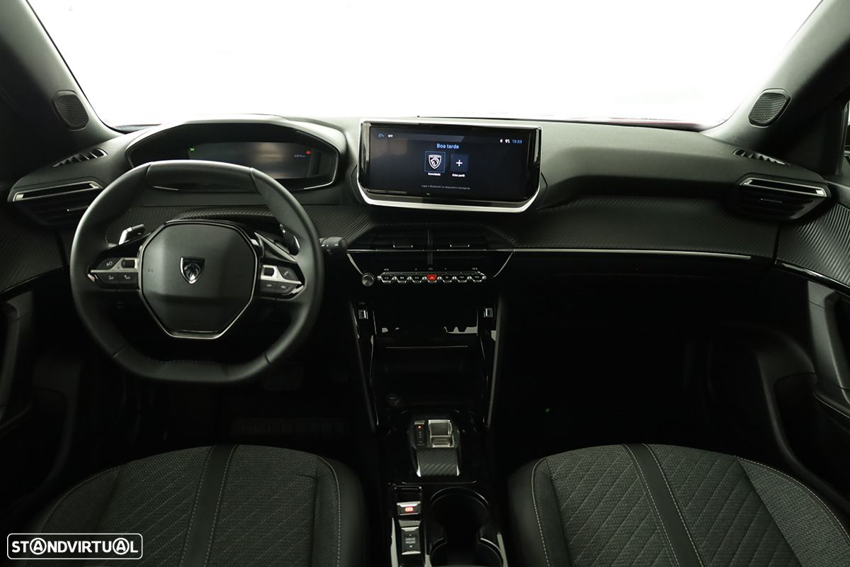 Peugeot 2008 1.2 PureTech Allure EAT8 - 7