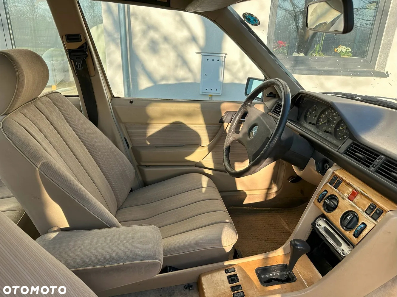 Mercedes-Benz W124 (1984-1993) - 8