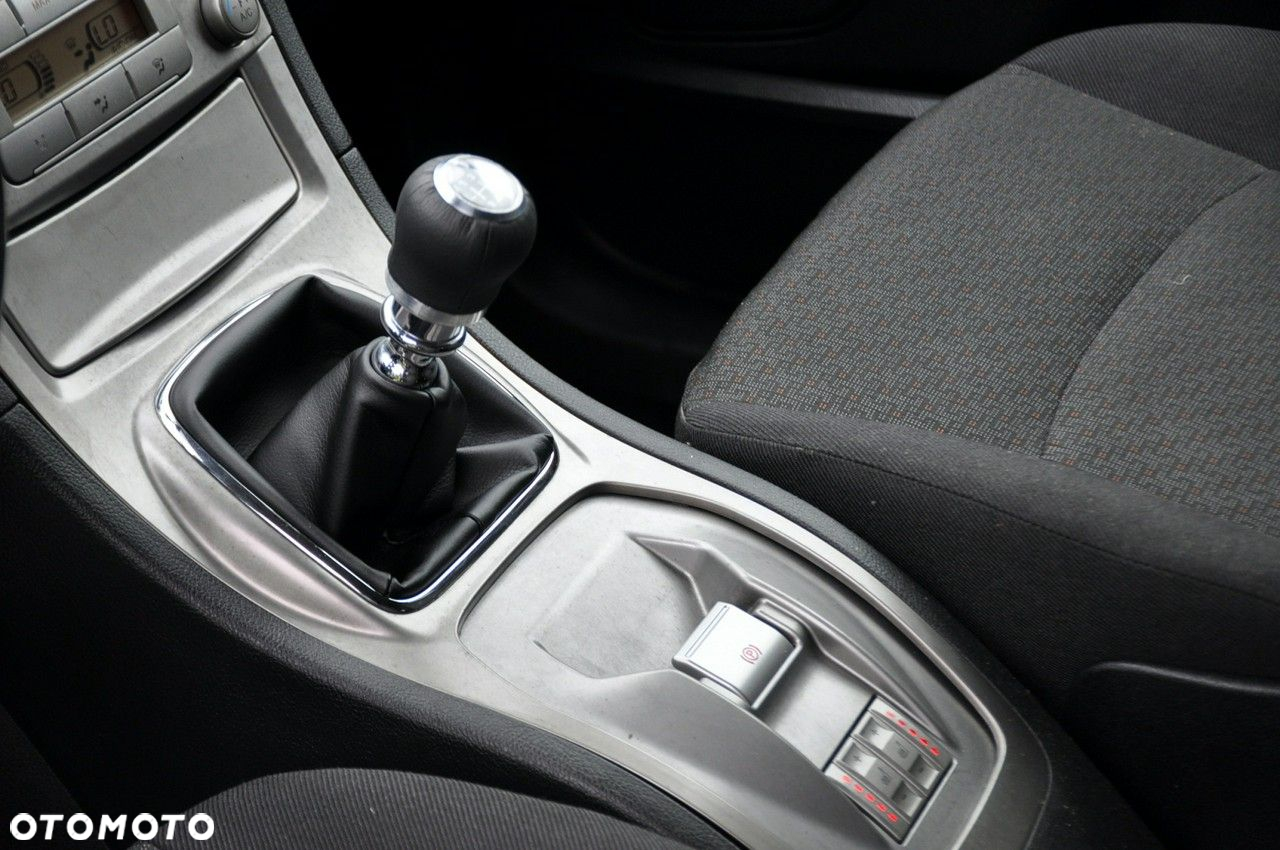Ford Galaxy - 34
