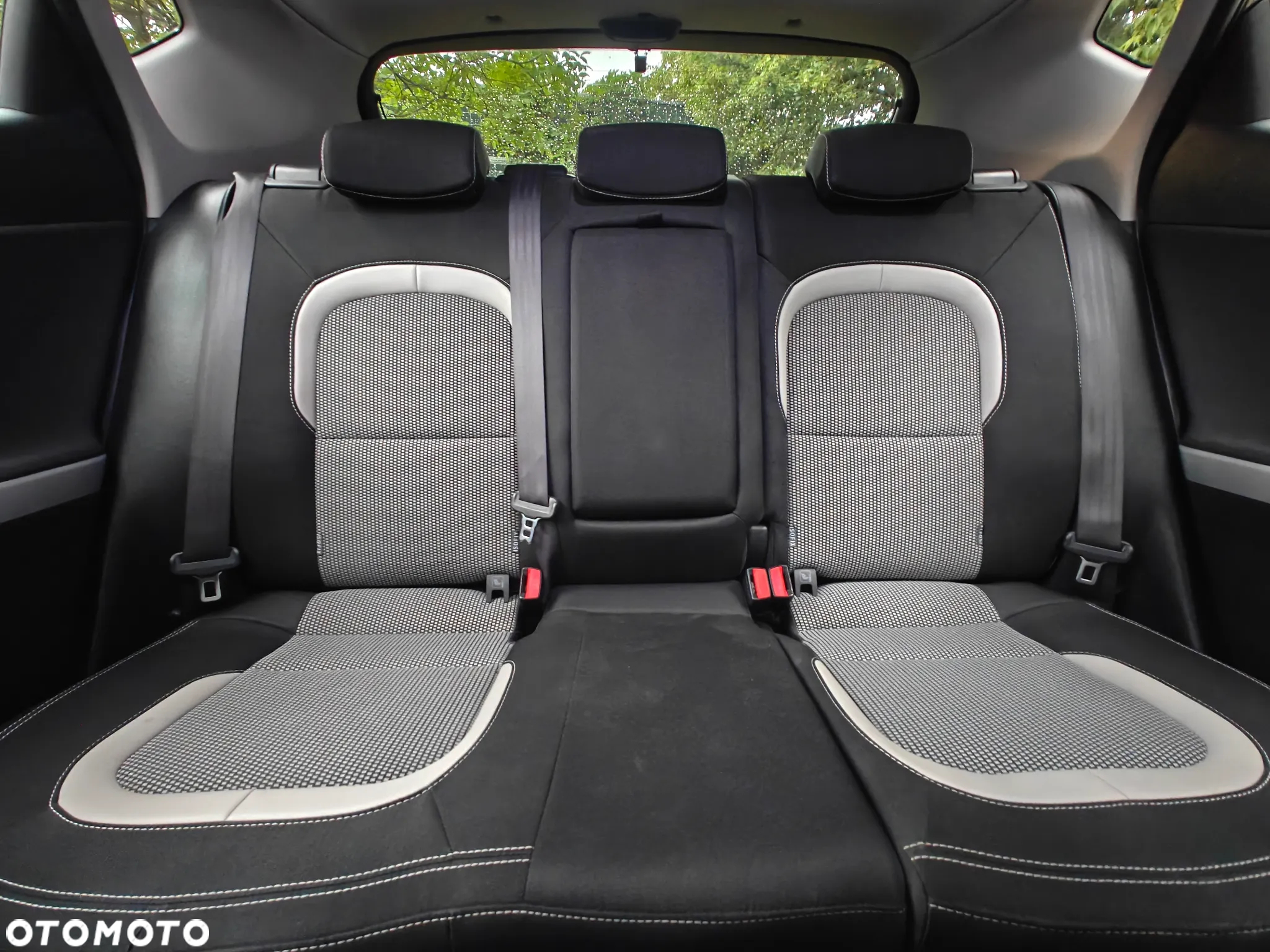 Kia Ceed Cee'd 1.6 GDI M - 11
