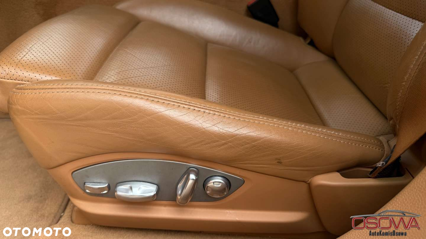 Porsche Panamera - 17