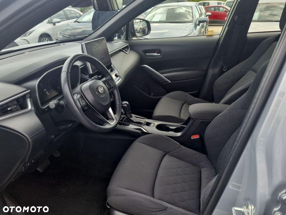 Toyota Corolla Cross - 14