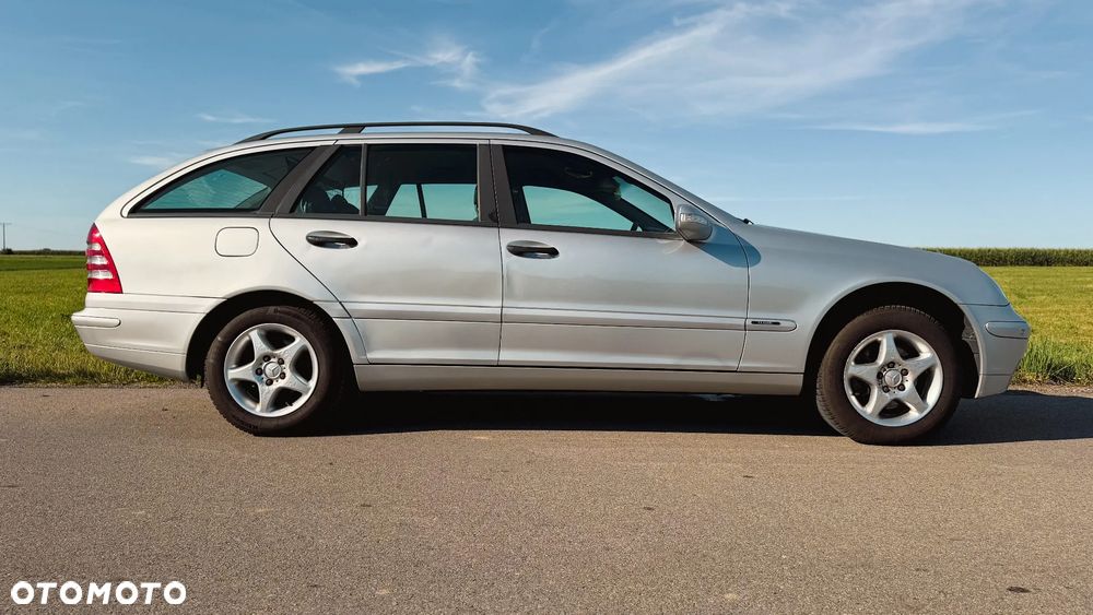 Mercedes-Benz Klasa C 200 T CDI Classic - 3