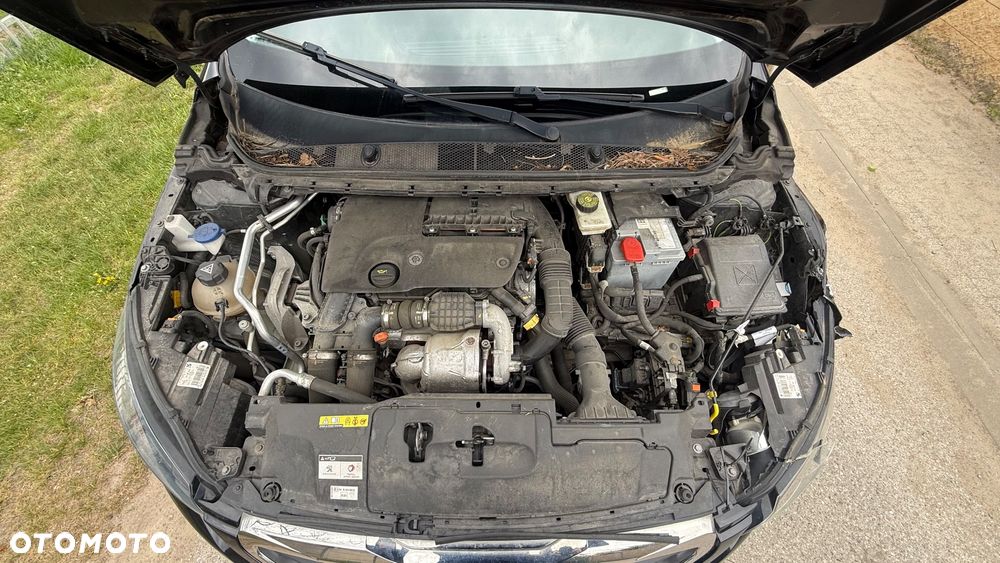Peugeot 308 1.6 BlueHDi Allure S&S - 8