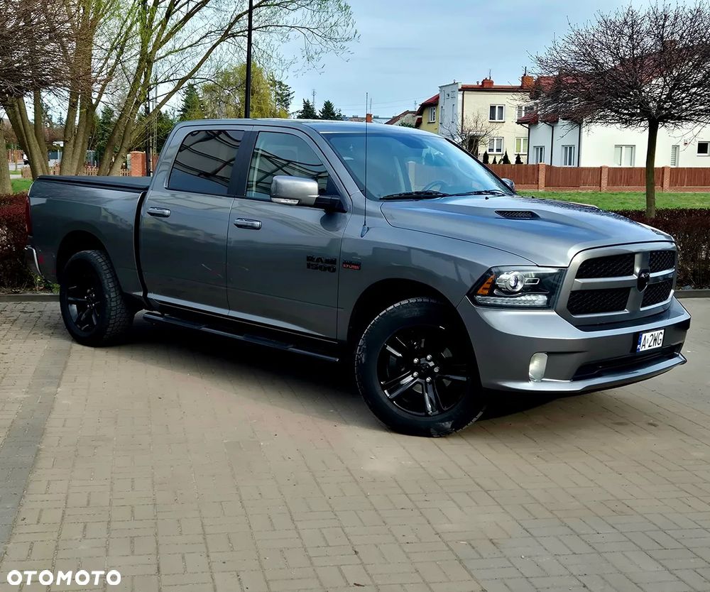 Dodge RAM 5.7 4x4 - 6