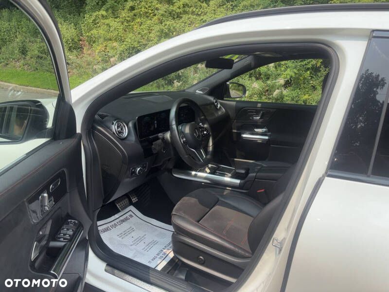 Mercedes-Benz GLA 250 8G-DCT AMG Line - 9