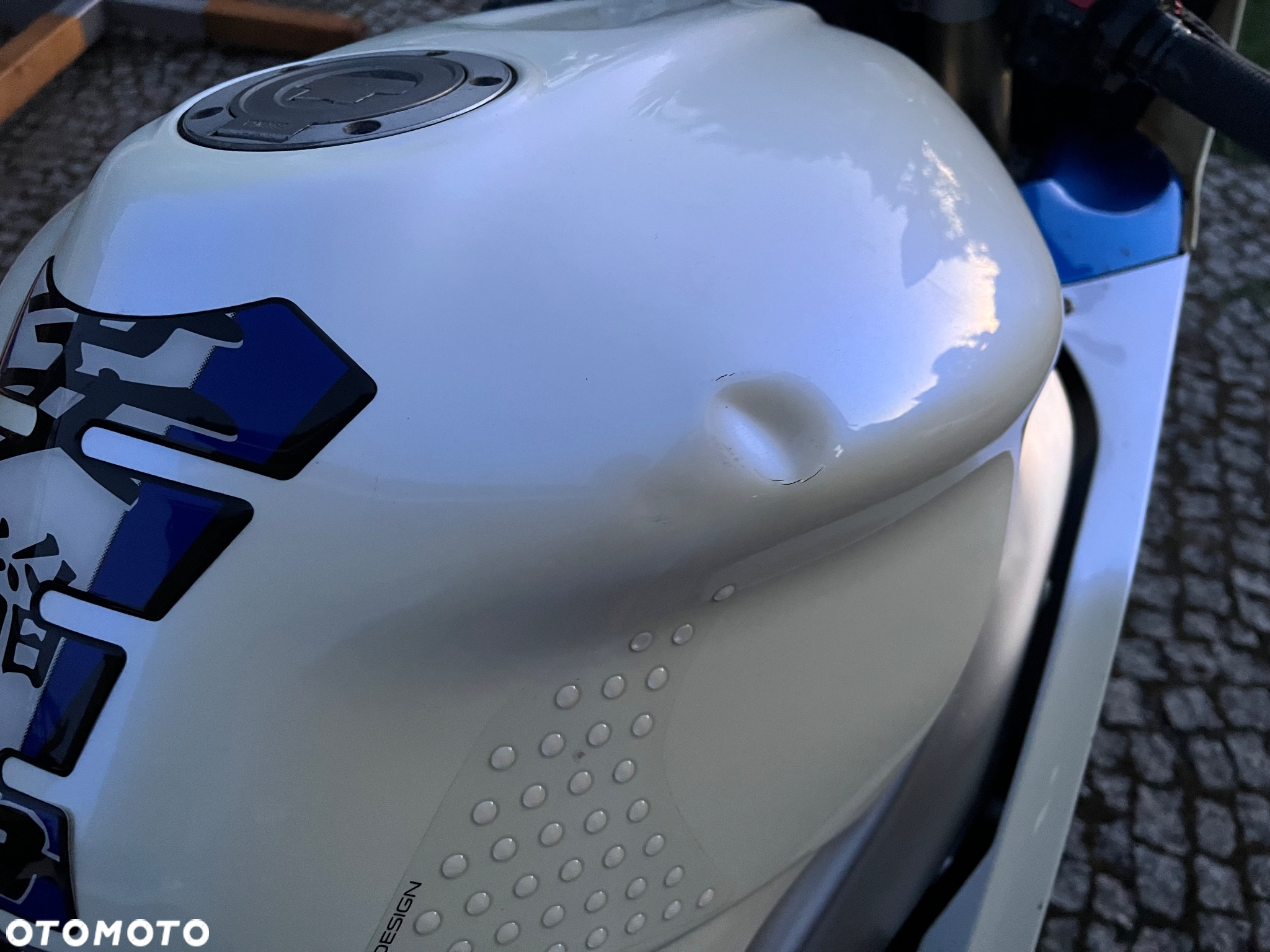 Yamaha YZF - 6