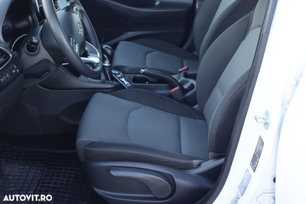 Hyundai i30 1.6 CRDI Select - 38