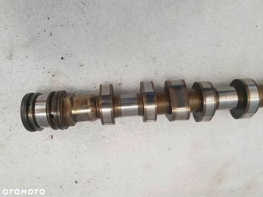 WAŁEK ROZRZĄDU WYDECHOWY BMW F02 N63B44 - 4