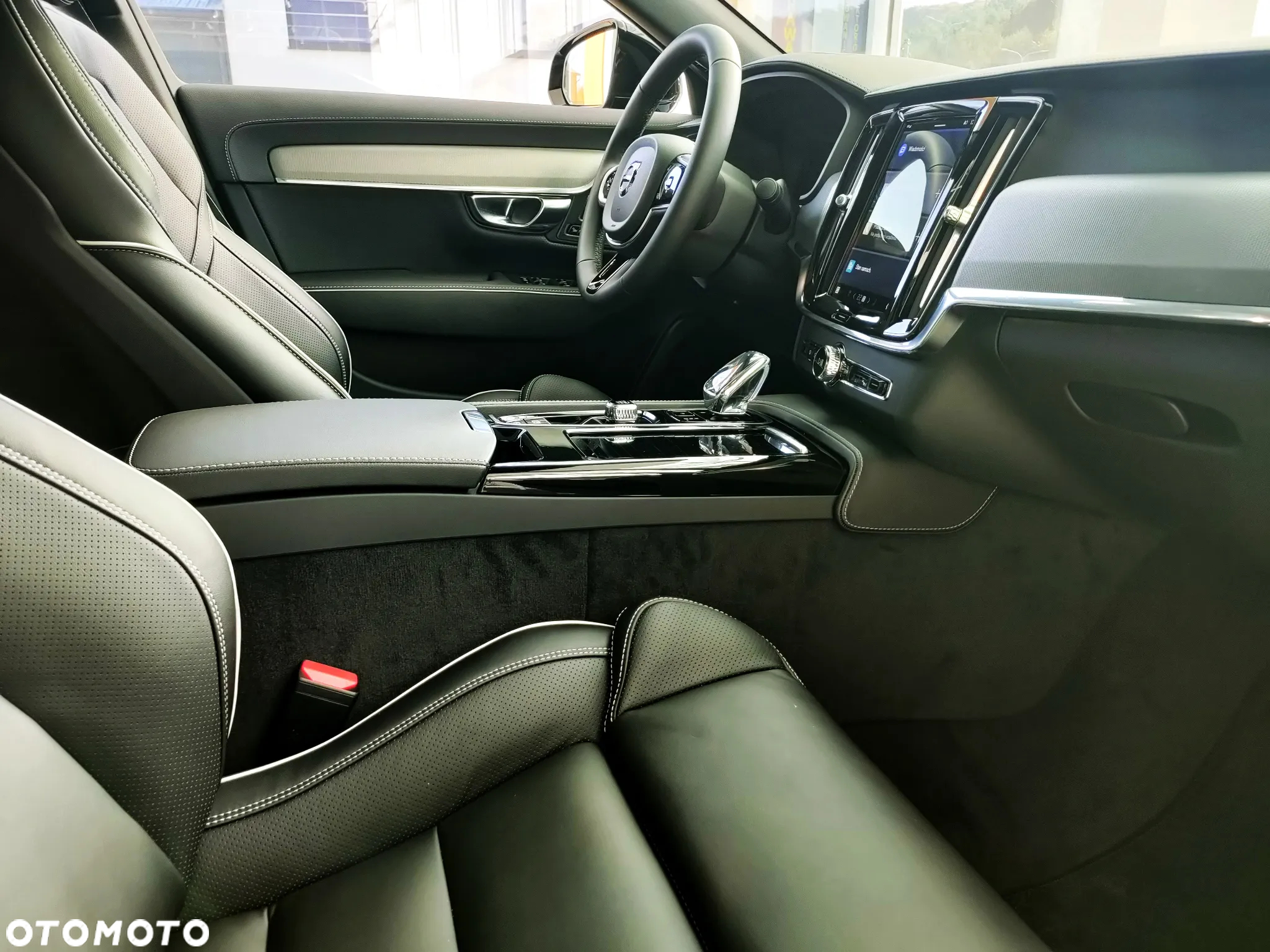Volvo S90 T8 AWD Plug-In Hybrid Ultimate Dark - 13