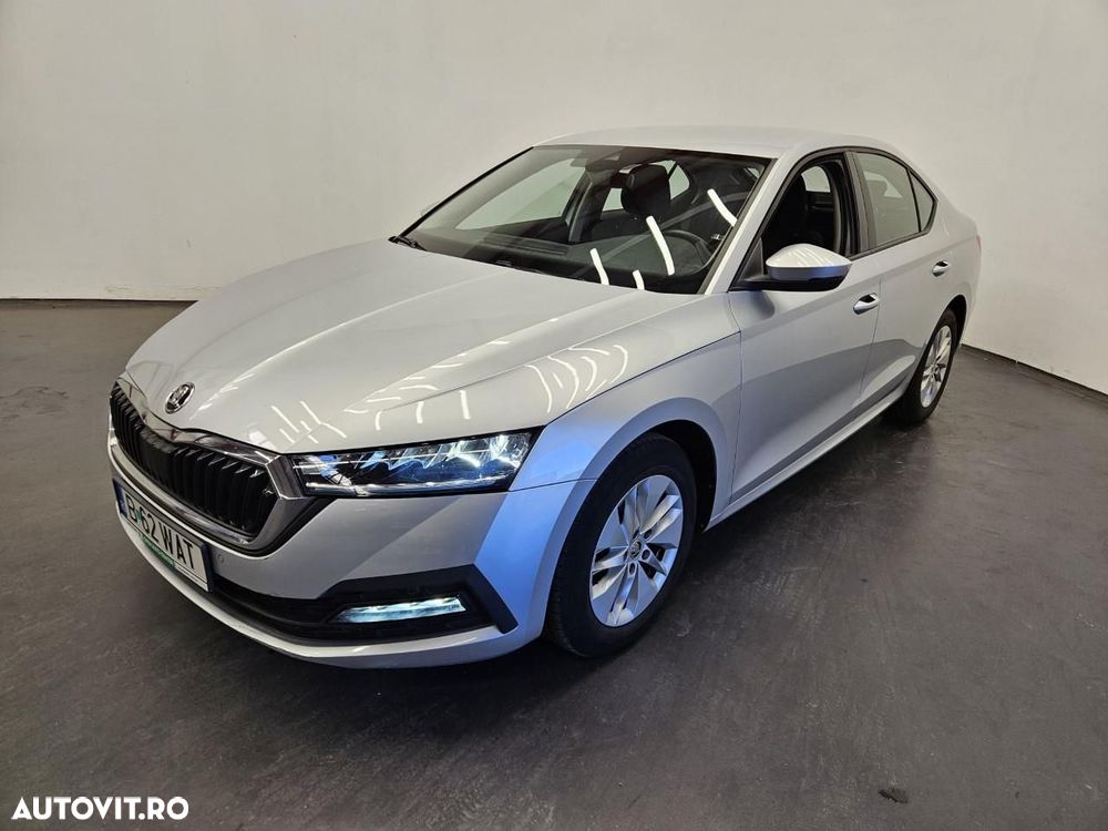 Skoda Octavia - 1