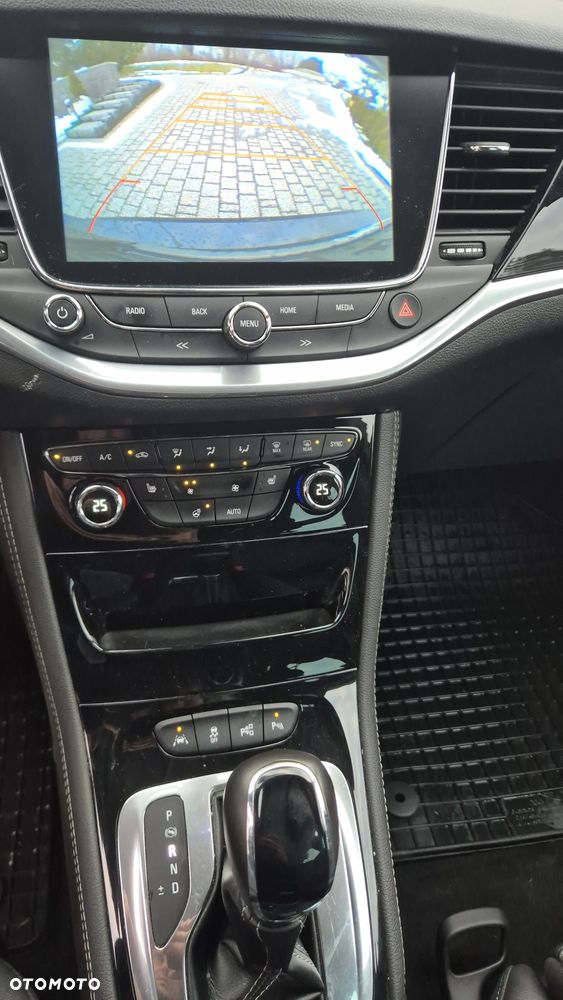 Opel Astra 1.6 D Start/Stop Automatik Innovation - 17